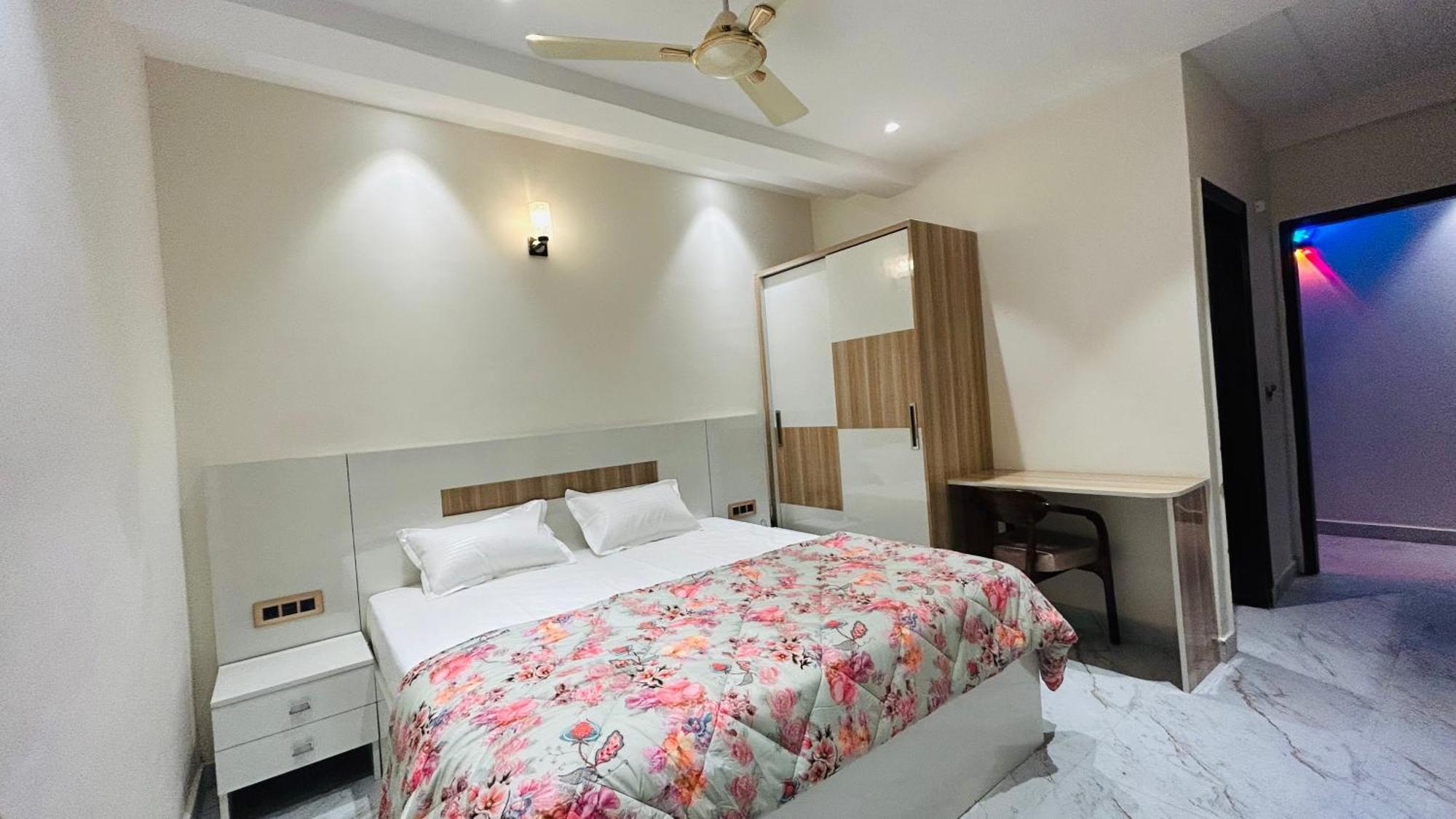 Hotel Katani Inn Kharar Exterior photo